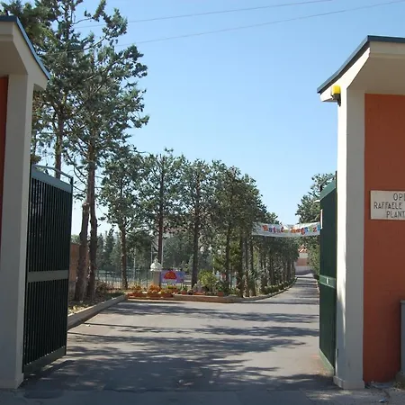 Hostel Mamre *